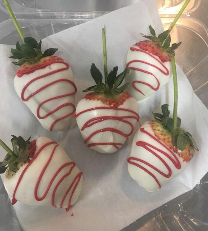 Chocolate covered strawberries at Kendrick Farms